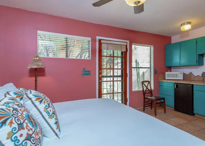 Adobe Rose 3*