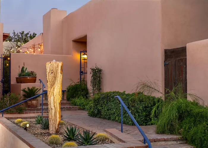 Adobe Rose 3*