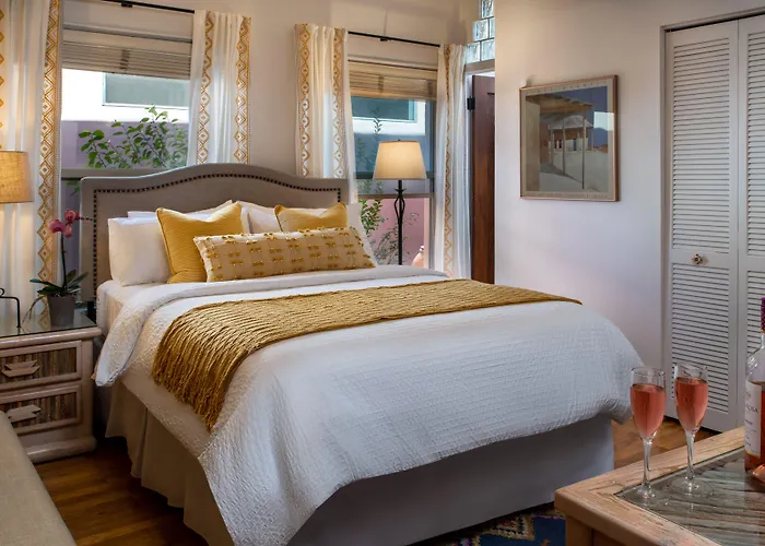 Adobe Rose Couette-café 3*